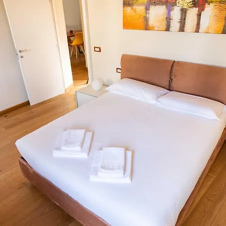 Modern, Bright Near Boboli Gardens & Santo Spirito - Homeunity Florence Exterior photo