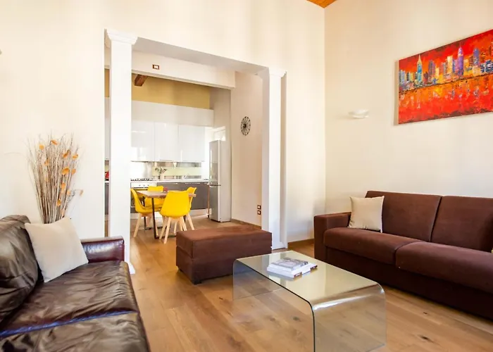 Modern, Bright Near Boboli Gardens & Santo Spirito - Homeunity