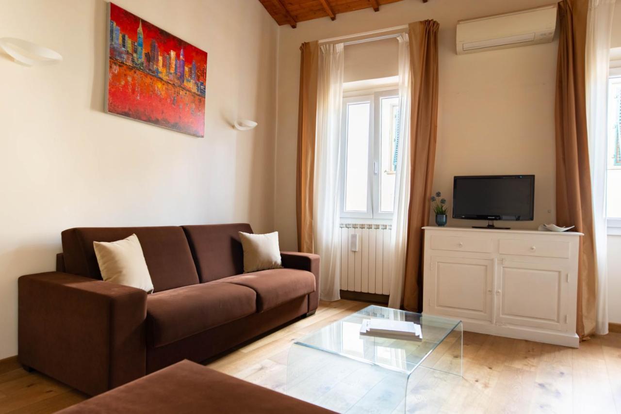 Modern, Bright Near Boboli Gardens & Santo Spirito - Homeunity * Florencia